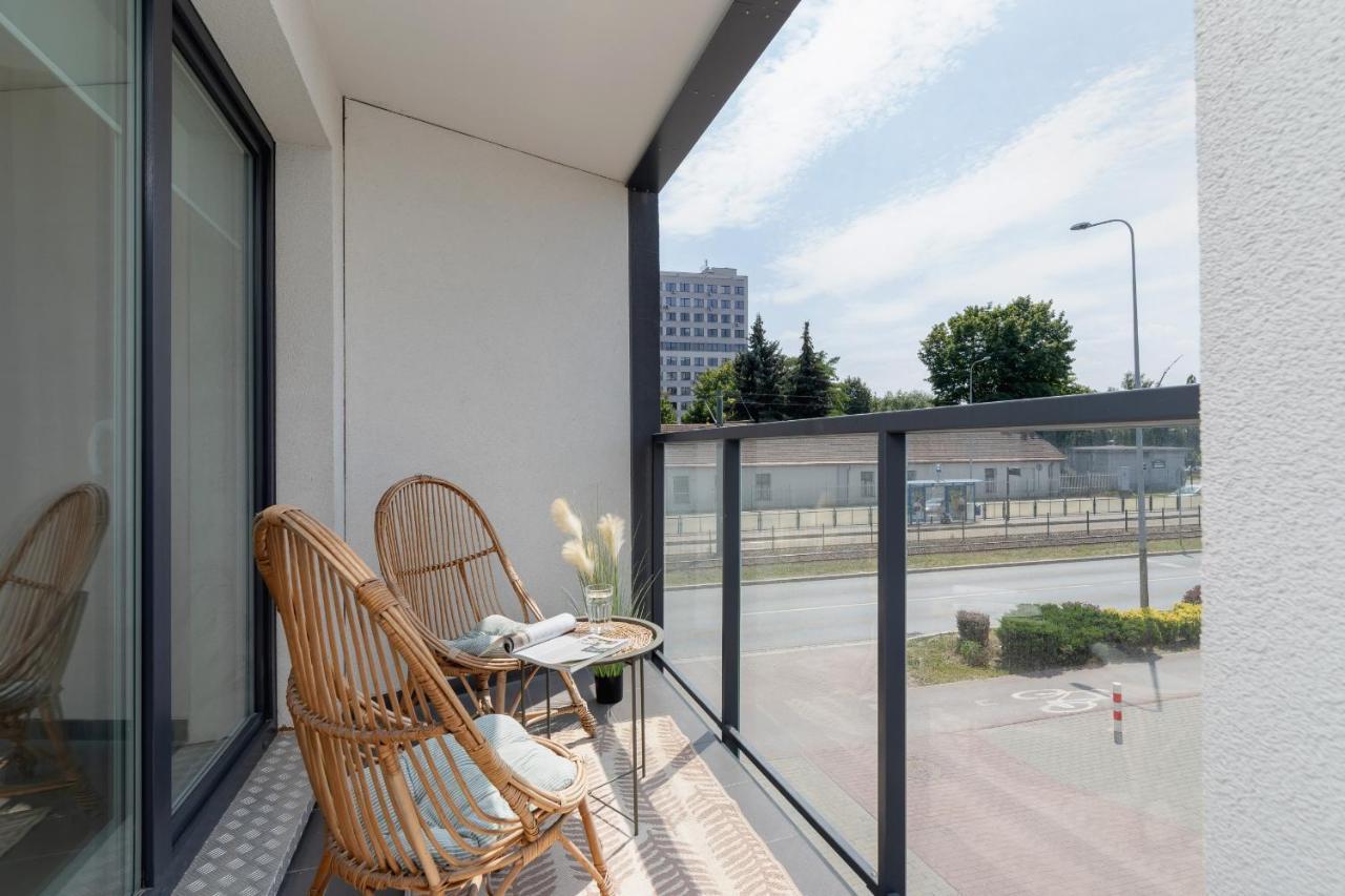 With Balcony & Parking Mogilska By Renters Prestige * Krakow