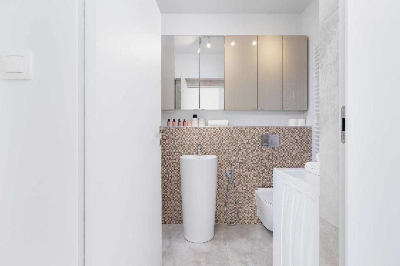 Apartmán With Balcony & Parking Mogilska By Renters Prestige *